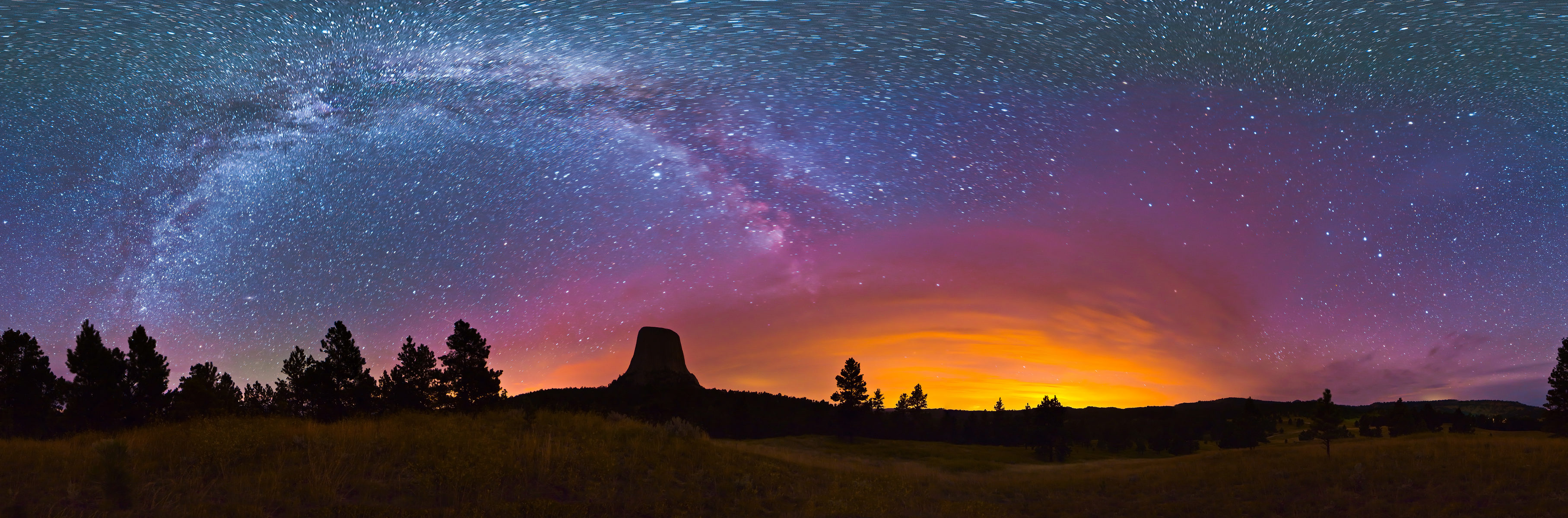 wyoming devils tower and the incoming storm 360