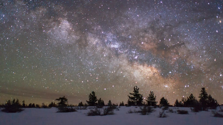 California - Snowy Inyo National Forest and the Mily Way