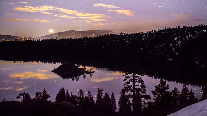 Lake Tahoe - Fannette Island and the Stars - Timelapse