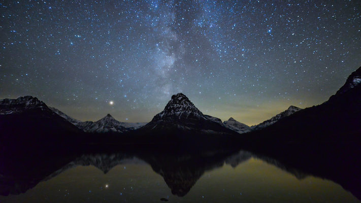 Montana - Two Medicine Lake -  Milky Way Timelapse