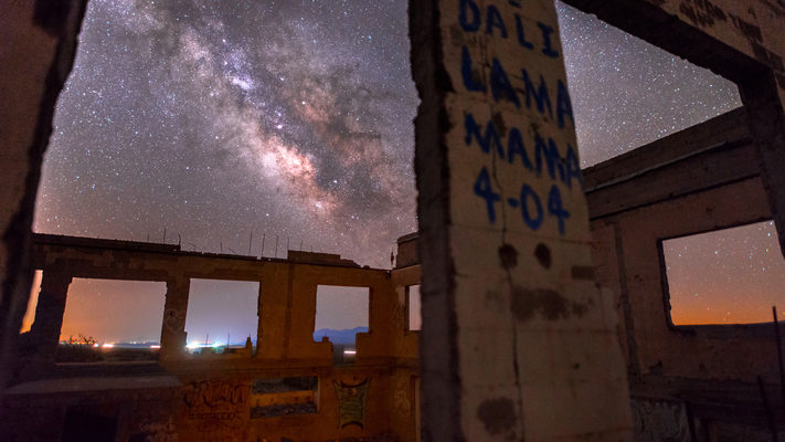 Nevada - Milky Way Rising Over the Amargosa Desert - Timelapse